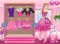 Blondy in Pink Makeover Game
